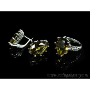 Кольцо и серьги с цирконом искусственным, цвет олива