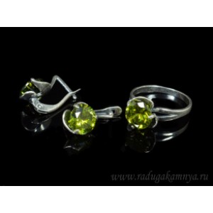 Кольцо и серьги с цирконом искусственным, цвет олива