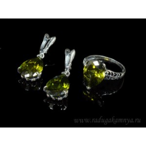 Кольцо и серьги с цирконом искусственным, цвет олива