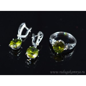 Кольцо и серьги с цирконом искусственным, цвет олива