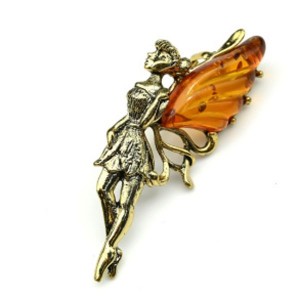 Брошь с янтарем в металле "Фея " 30*55мм коньячный (иск.) Брошь с янтарем в металле "Фея " 30*55мм коньячный (иск.)