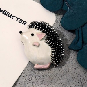 Брошь "Ёжик" мечтатель, цвет бело-розовый в чернёном, цвет серебристый