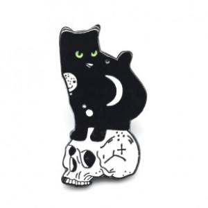 Брошь из ювелирного сплава "Черная кошка" 16*29мм цвет черный (иск.)