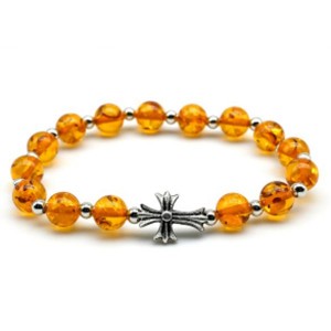 Браслет из янтаря шарик 8мм с крестиком цвет медовый (иск.)