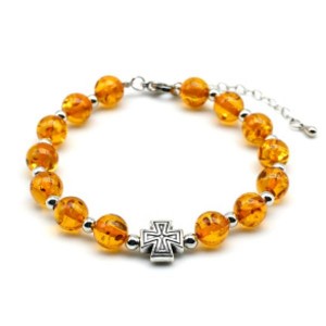 Браслет из янтаря шарик 8мм с крестиком цвет медовый, 18см (иск.)