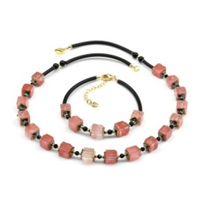 Бусы и браслет с халцедоном и гематитом "Кубики" 8мм цвет розовый, золото, 47см, 19см (иск.)