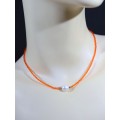 Чокер с жемчугом из шпинели шарик гр.2мм цвет апельсин, 39см (иск.)