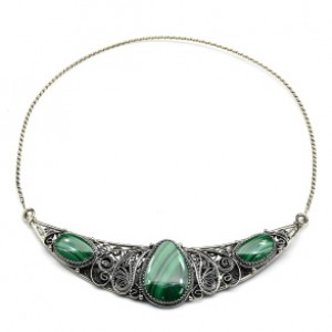 Колье из малахита, 47,5см.