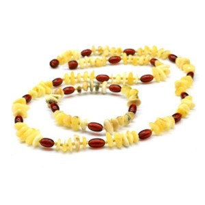 Бусы и браслет из янтаря крошка с овалом молочный, коньячный, 60см