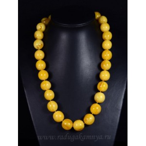 Бусы из янтаря мятый шарик 18мм медово-молочный, 55см (иск.)