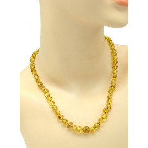 Бусы из янтаря галтовка 5-10мм цвет лимонно- зеленый, 47см