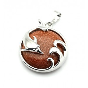 Кулон Дельфин 24*26мм с авантюрином (иск.) Кулон Дельфин 24*26мм с авантюрином (иск.)