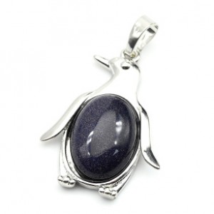 Кулон в виде Пингвина 23*32мм с авантюрином синим в металле (иск.) Кулон в виде Пингвина 23*32мм с авантюрином синим в металле (иск.)