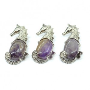 Кулон в виде Морского конька 22*37мм с аметистом в металле