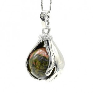 Кулон Шар в ладонях 18*23мм унакит Кулон Шар в ладонях 18*23мм унакит