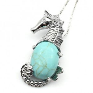 Кулон в виде Морского конька 22*37мм с бирюзой иранской искусственной в металле (иск.)