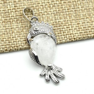 Кулон в металле "Попугай" 15*35мм с горным хрусталем
