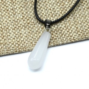 Кулон на шнурке Капля 10*25мм из кварца, 45см
