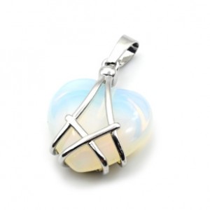 Кулон в форме сердца 20*25мм с лунным камнем (иск.)