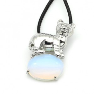 Кулон с лунным камнем Тигр 23*32мм (иск.)