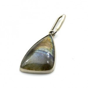 Кулон с лабрадором " Грация " 17*30мм.