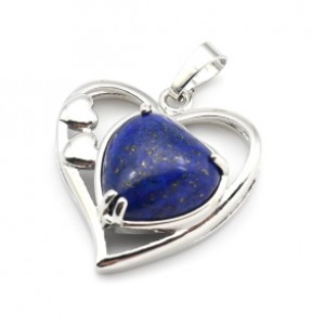 Кулон в виде сердца 27*29мм с лазуритом Кулон в виде сердца 27*29мм с лазуритом