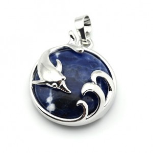 Кулон Дельфин 24*26мм с содалитом Кулон Дельфин 24*26мм с содалитом