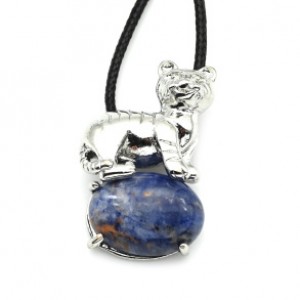 Кулон с содалитом Тигр 23*32мм
