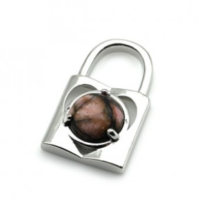 Кулон Замок 16*26мм с родонитом в металле