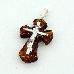 Кулон из янтаря крестик 21*31мм коньячный, гальваника цвет серебро (иск.)