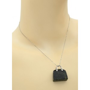 Кулон женская в виде сумочки 25*10*27мм с яшмой камбаба