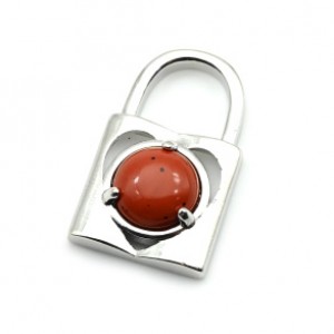 Кулон Замок 16*26мм с яшмой красной в металле