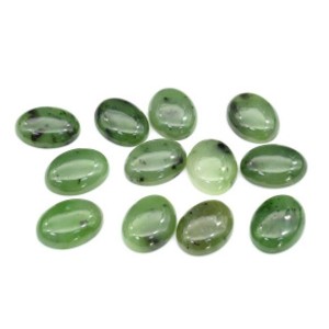 Кабошон из нефрита овал 15*20*6мм