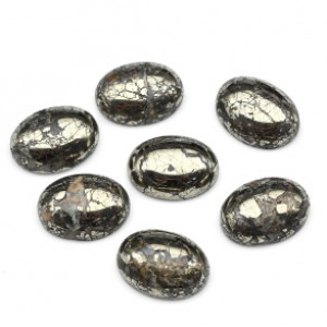 Кабошон из пирита овал 12*16*5,5мм. Кабошон из пирита овал 12*16*5,5мм.