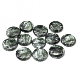 Кабошон из серафинита круг, 22*22*5мм. Кабошон из серафинита круг, 22*22*5мм.