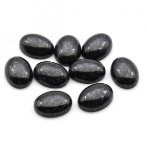 Кабошон из долерита овал 16*12*5мм