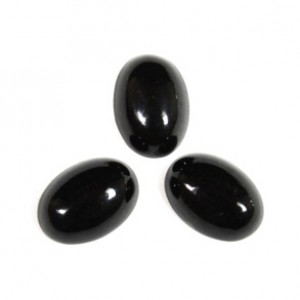 Кабошон из долерита овал 10*14*5мм