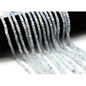 Бусины из аквамарина кубик гр.4мм, 39см, 104 бусины