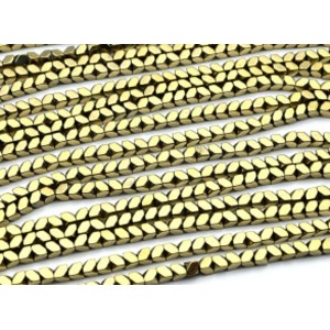 Бусины из гематита треугольные 5*4мм цвет золотистый, 40см, 97 бусин Бусины из гематита треугольные 5*4мм цвет золотистый, 40см, 97 бусин