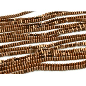 Бусины из гематита треугольник 4*4мм цвет медный, 40см, 153 бусины