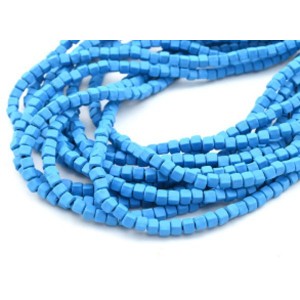 Бусины из каучука кубик 5мм, цвет синий, 40см, 84 бусины (иск.)