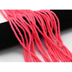 Бусины из каучука Африканские диски 4мм*0,4-1мм, цвет фуксия неон, 40см (иск.)