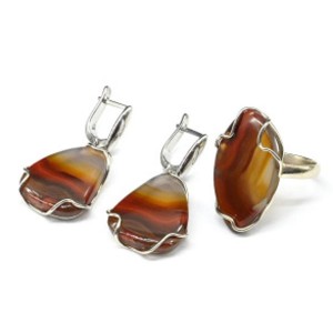 Кольцо и серьги с агатом