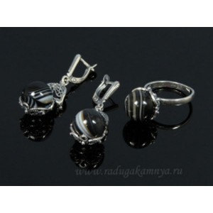 Кольцо и серьги с агатом Кольцо и серьги с агатом