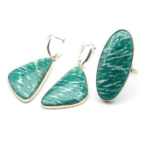 Кольцо и серьги амазонит