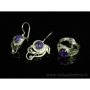 Кольцо и серьги с аметистом Кольцо и серьги с аметистом