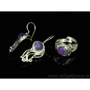 Кольцо и серьги с аметистом