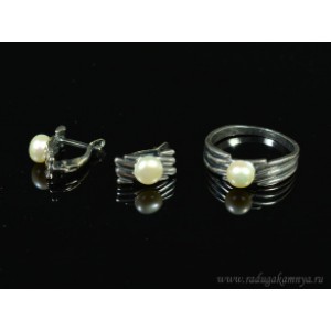 Кольцо и серьги с жемчугом белым