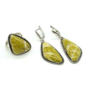 Кольцо и серьги лизардит " Грация "