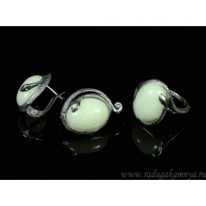 Кольцо и серьги кварц светящийся цвет зеленый